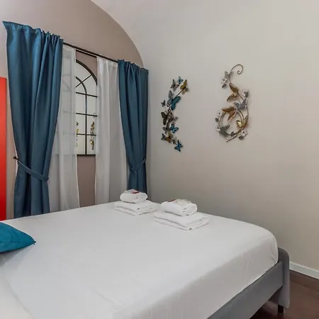 La Danza Delle Farfalle Siena